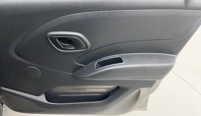 2017 Datsun Go T (O), Petrol, Manual, 12,480 km, Driver Side Door Panels Control