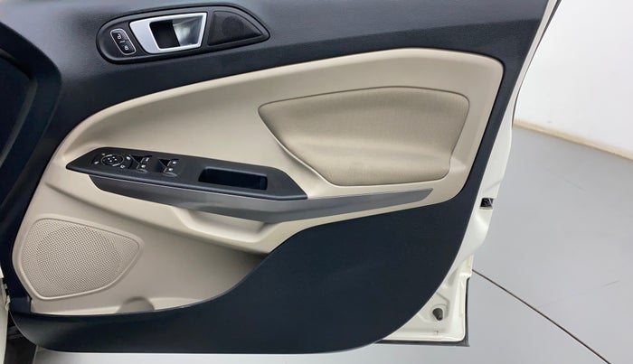 2020 Ford Ecosport TITANIUM + 1.5L PETROL AT, Petrol, Automatic, 30,724 km, Driver Side Door Panels Control