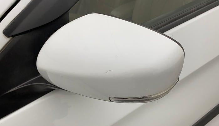 2018 Maruti Ciaz ZETA DIESEL 1.3, Diesel, Manual, 93,809 km, Left rear-view mirror - Slight misalignment