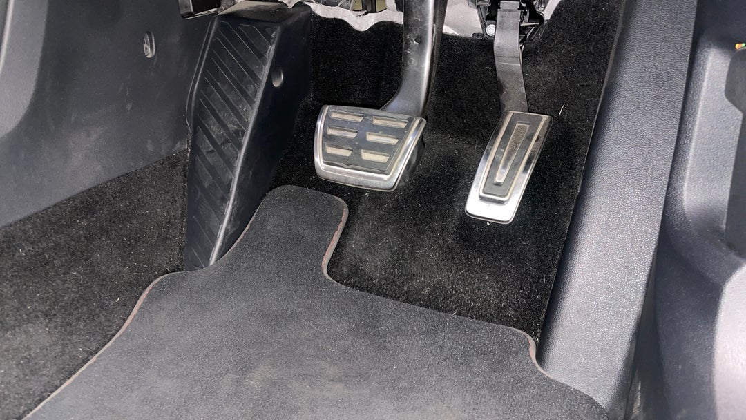 Pedals and Footmat