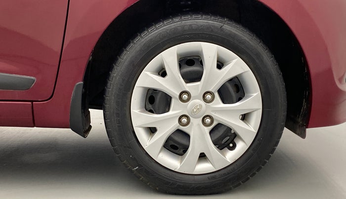 2014 Hyundai Grand i10 SPORTZ 1.2 KAPPA VTVT, Petrol, Manual, 38,599 km, Right Front Wheel