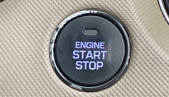 2014 Hyundai Grand i10 SPORTZ 1.2 KAPPA VTVT, Petrol, Manual, 38,599 km, Keyless Start/ Stop Button