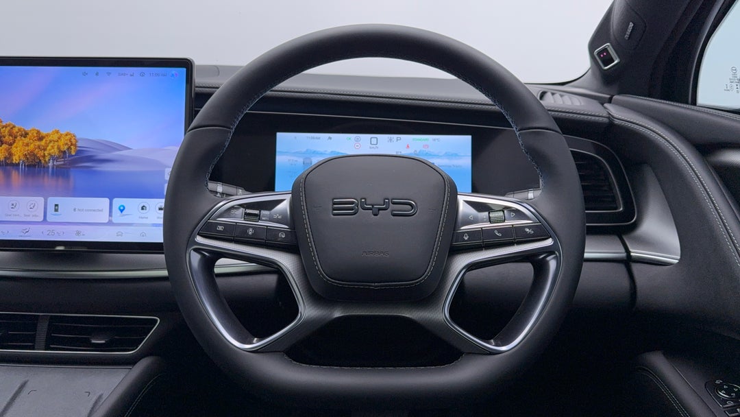 2025 Byd Sealion 7 Premium, Automatic, 7007 km, Steering Wheel Close-up