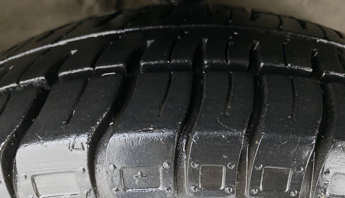 2018 Maruti Alto 800 LXI, Petrol, Manual, 21,884 km, Right Front Tyre Tread