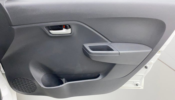 2022 Maruti Alto K10 VXI PLUS, Petrol, Manual, 8,598 km, Driver Side Door Panels Control