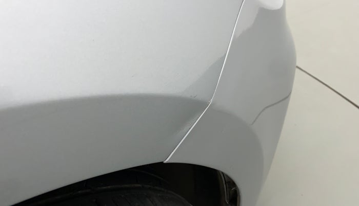 2019 Hyundai Elite i20 ASTA (O) CVT, Petrol, Automatic, 51,956 km, Right fender - Slightly dented
