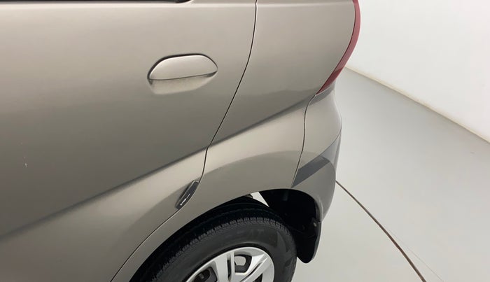 2017 Datsun Redi Go T(O) 1.0, Petrol, Manual, 48,075 km, Left quarter panel - Minor scratches