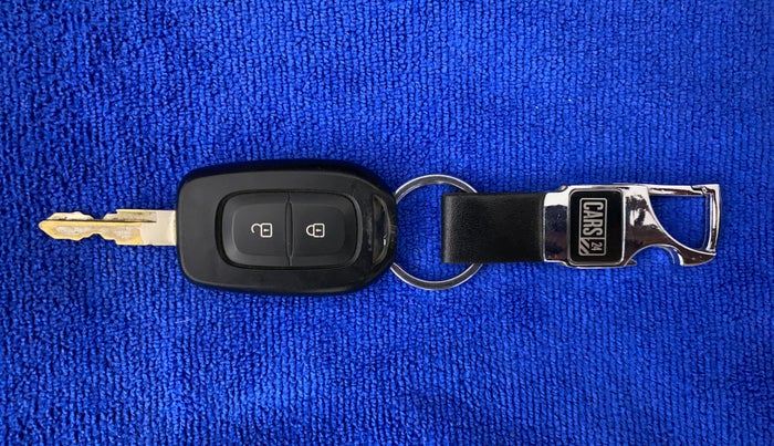 2017 Datsun Redi Go T(O) 1.0, Petrol, Manual, 48,075 km, Key Close Up