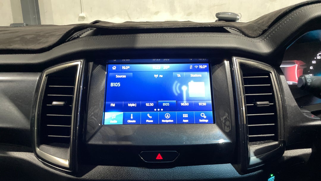 2022 Ford Everest Titanium (4WD), Automatic, 65664 km, Infotainment System