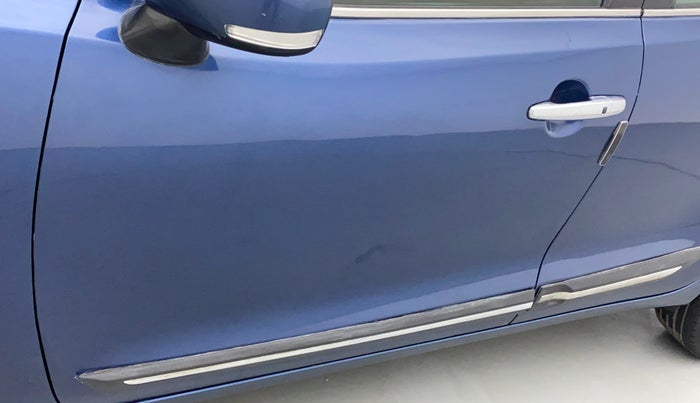 2017 Maruti Baleno ALPHA CVT PETROL 1.2, Petrol, Automatic, 54,065 km, Front passenger door - Slight discoloration