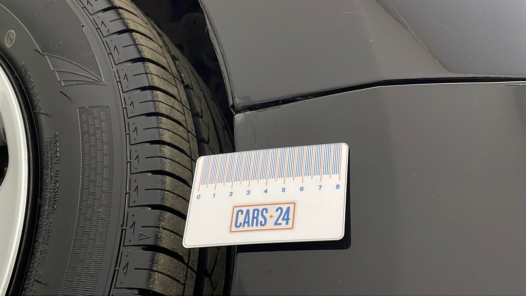 Quarter Panel Front RHS Guard Dent