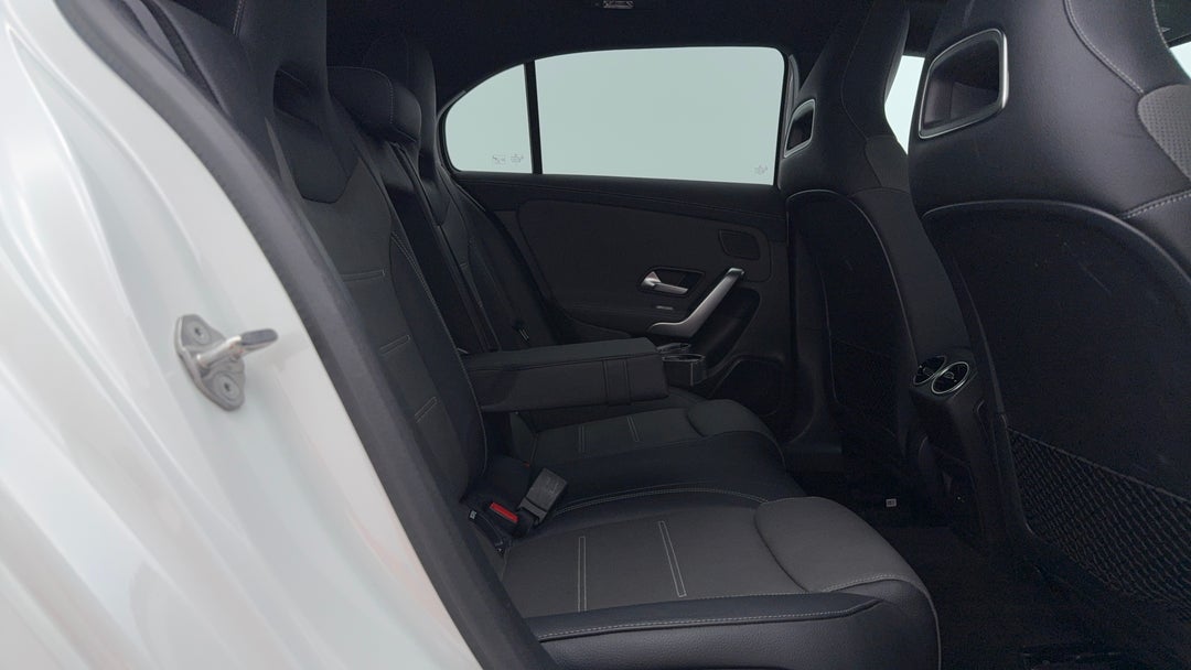 2020 Mercedes-benz A250 4matic, Automatic, 71238 km, Right Side Rear Door Cabin View