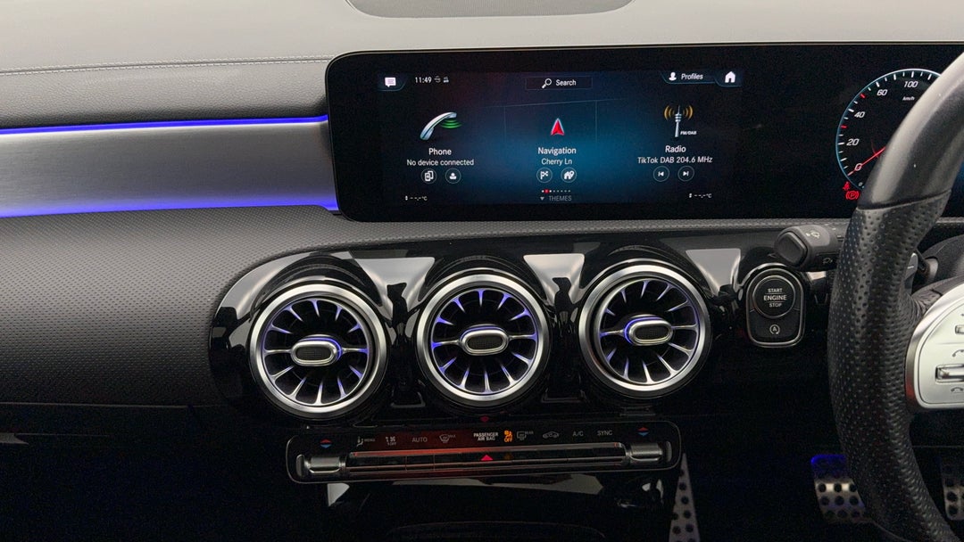 2020 Mercedes-benz A250 4matic, Automatic, 71238 km, Center Console