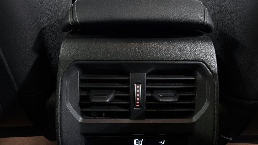 2021 BMW 3 20i M Sport, Automatic, 83359 km, Rear A/C Vent