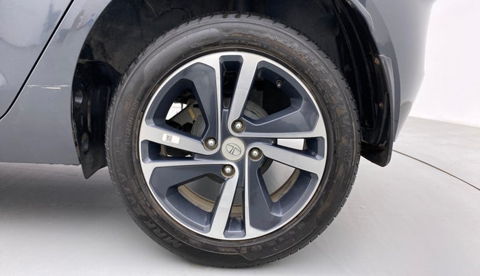 2020 Tata ALTROZ XZ 1.2, Petrol, Manual, 15,128 km, Left Rear Wheel