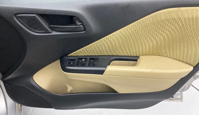 2015 Honda City 1.5L I-DTEC S, Diesel, Manual, 90,695 km, Driver Side Door Panels Control
