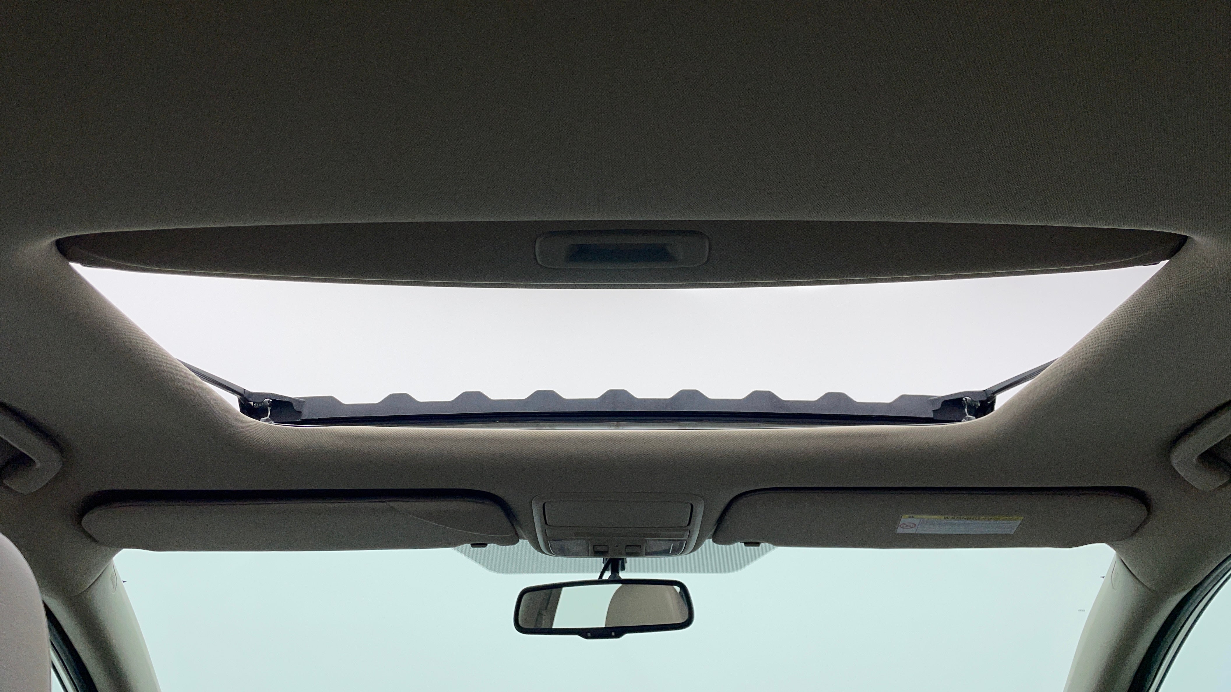Honda Odyssey-Interior Sunroof/Moonroof