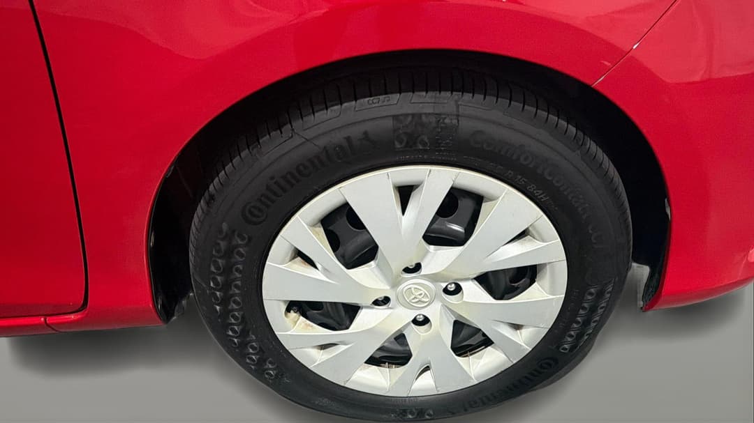 2019 Toyota Yaris Ascent, Automatic, 66843 km, Right Front Wheel