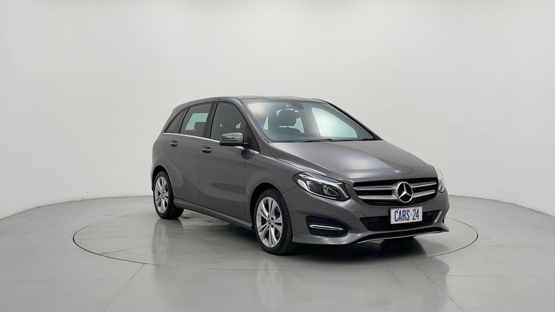 Right Front Diagonal (45- Degree) View