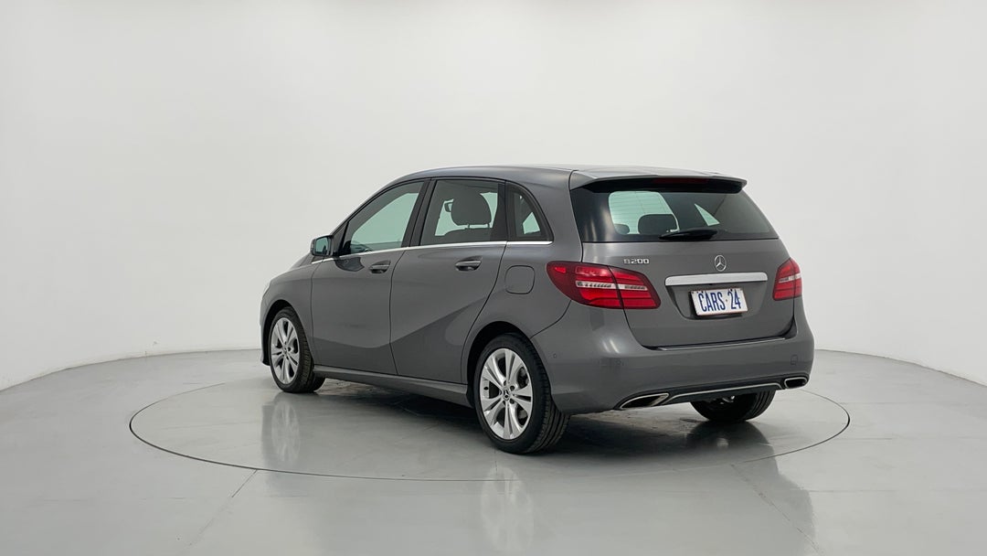 Left Back Diagonal (45- Degree) View