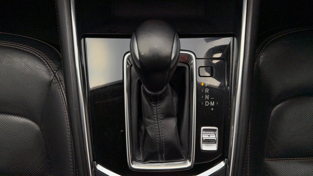 2019 Mazda CX-5 Gt (4x4), Automatic, 146339 km, Gear Lever 