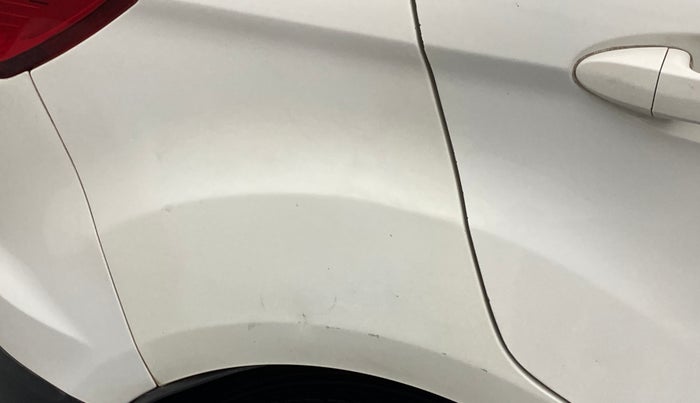 2015 Ford Ecosport 1.5 TITANIUM TI VCT AT, Petrol, Automatic, 71,550 km, Right quarter panel - Minor scratches