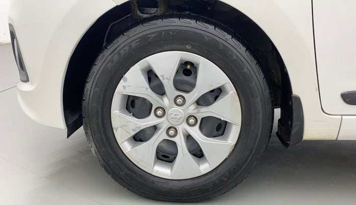 2016 Hyundai Xcent S 1.2, Petrol, Manual, 43,687 km, Left Front Wheel