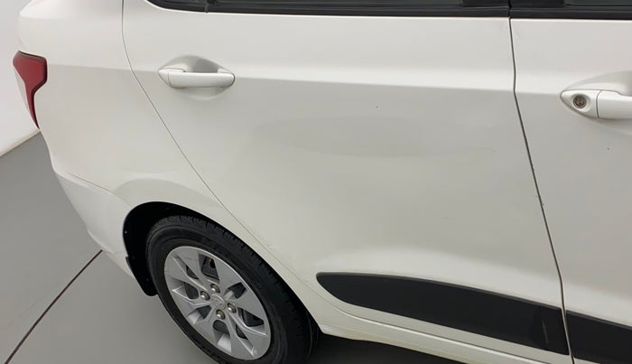 2016 Hyundai Xcent S 1.2, Petrol, Manual, 43,687 km, Right rear door - Slightly dented