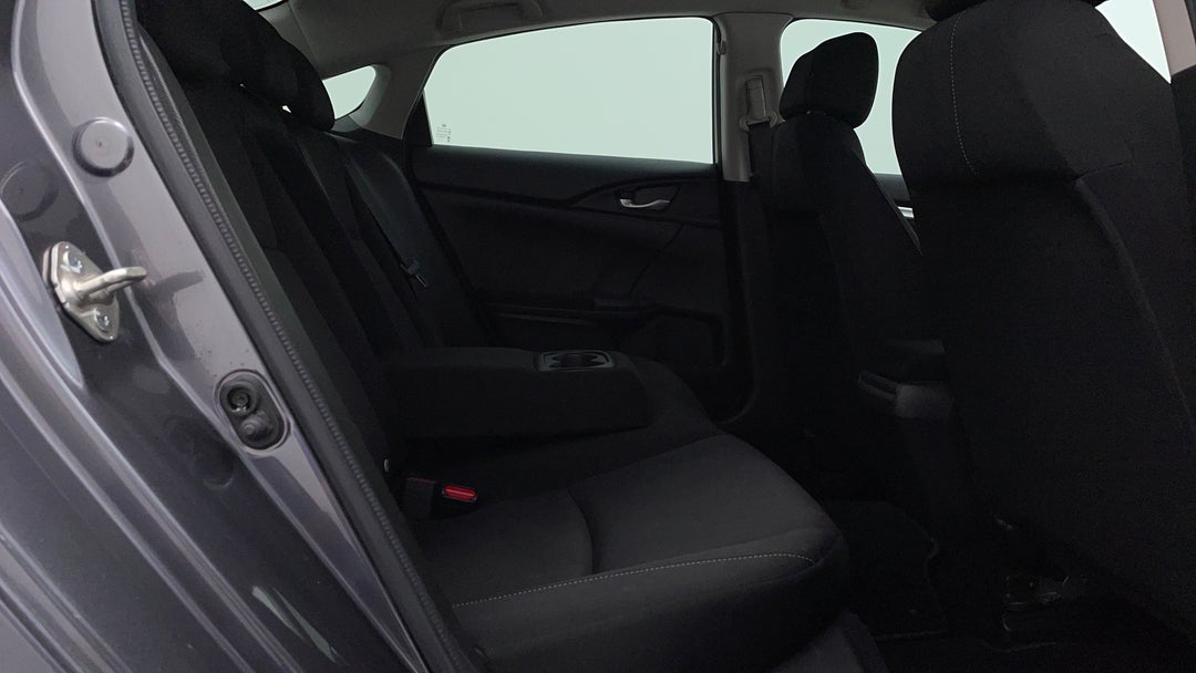 2016 Honda Civic Vti-s, Automatic, 51746 km, Right Side Rear Door Cabin View