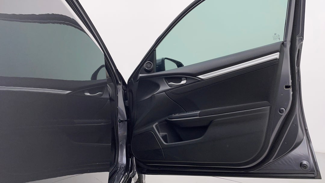 2016 Honda Civic Vti-s, Automatic, 51746 km, Speaker View