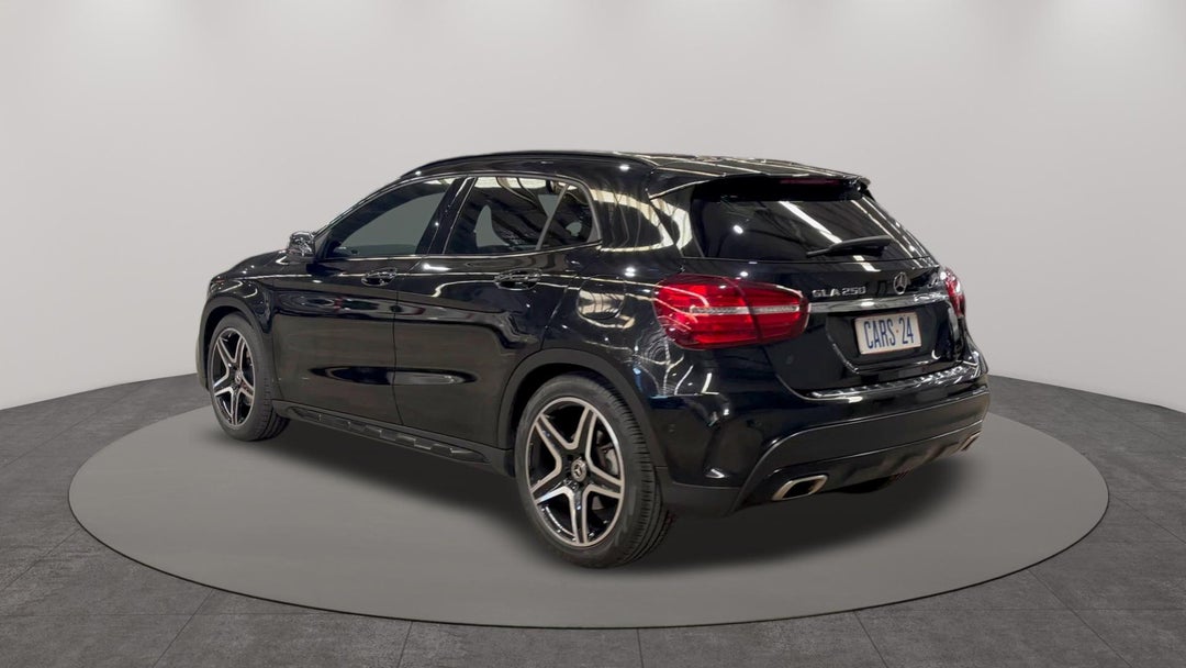 Left Back Diagonal (45- Degree) View