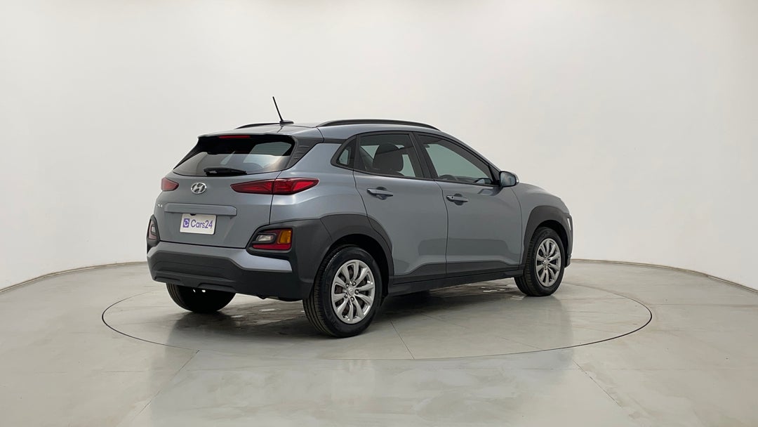 Right Back Diagonal (45- Degree) View