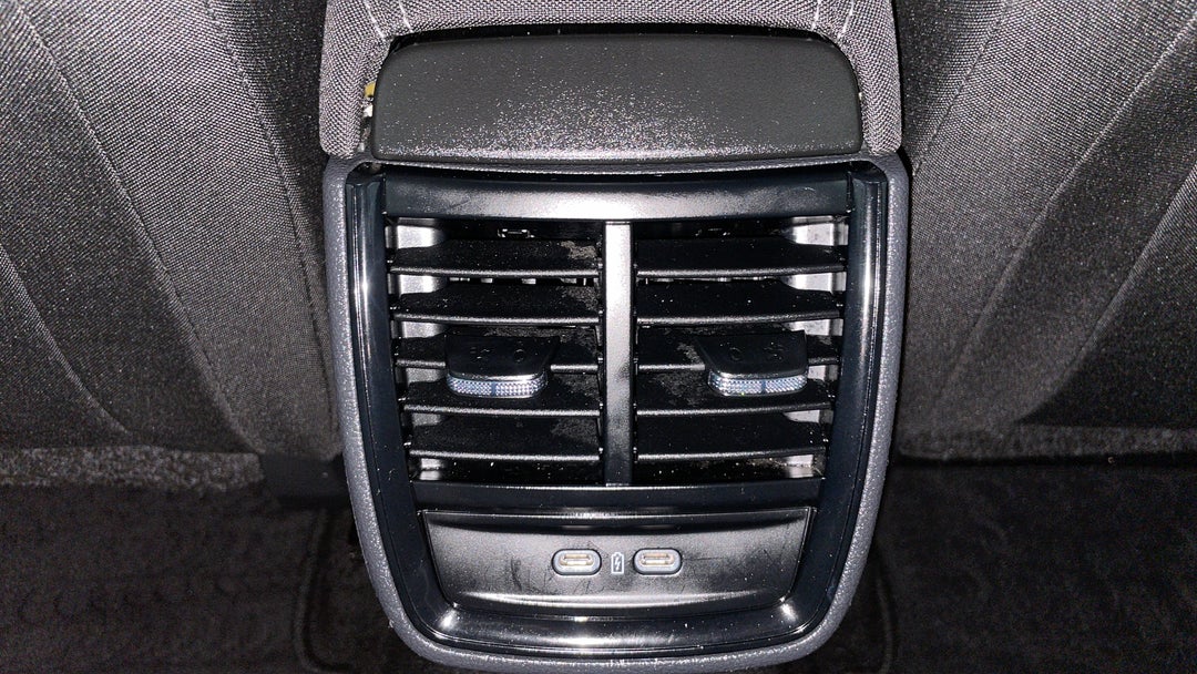 Rear A/C Vent