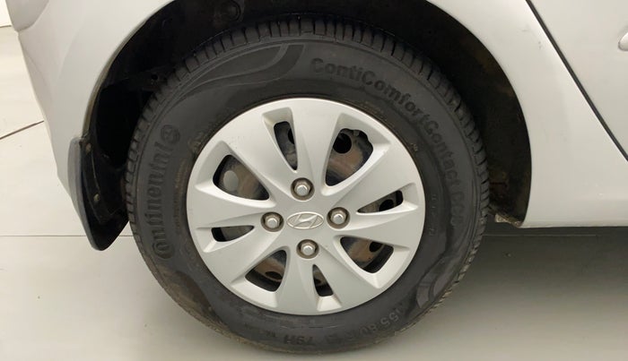 2011 Hyundai i10 SPORTZ 1.2, Petrol, Manual, 31,026 km, Right Rear Wheel