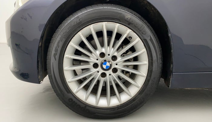 2013 BMW 3 Series 320D LUXURYLINE, Diesel, Automatic, 1,53,870 km, Left Front Wheel