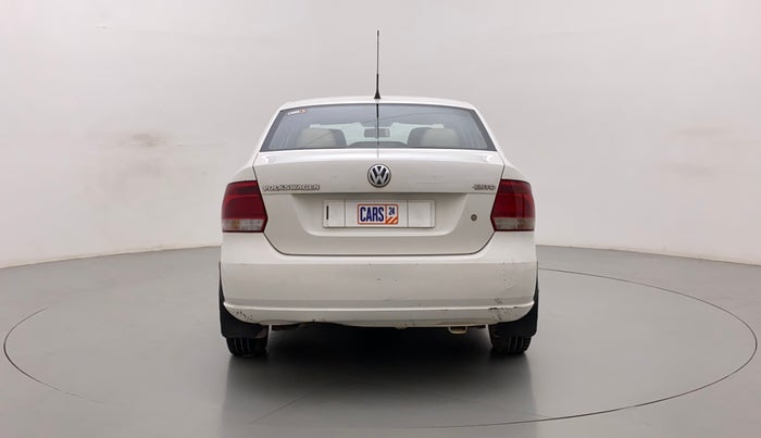 2011 Volkswagen Vento TRENDLINE 1.6, Petrol, Manual, 98,449 km, Back/Rear