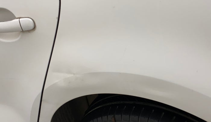 2011 Volkswagen Vento TRENDLINE 1.6, Petrol, Manual, 98,449 km, Left quarter panel - Slightly dented