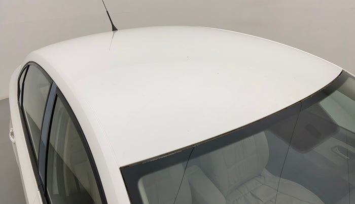 2011 Volkswagen Vento TRENDLINE 1.6, Petrol, Manual, 98,449 km, Roof