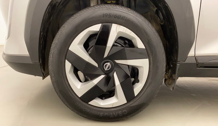 2021 Nissan MAGNITE XL TURBO, Petrol, Manual, 30,178 km, Left Front Wheel