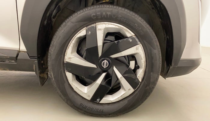 2021 Nissan MAGNITE XL TURBO, Petrol, Manual, 30,178 km, Right Front Wheel