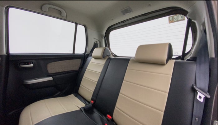 2016 Maruti Wagon R 1.0 VXI OPT, Petrol, Manual, 40,874 km, Right Side Rear Door Cabin