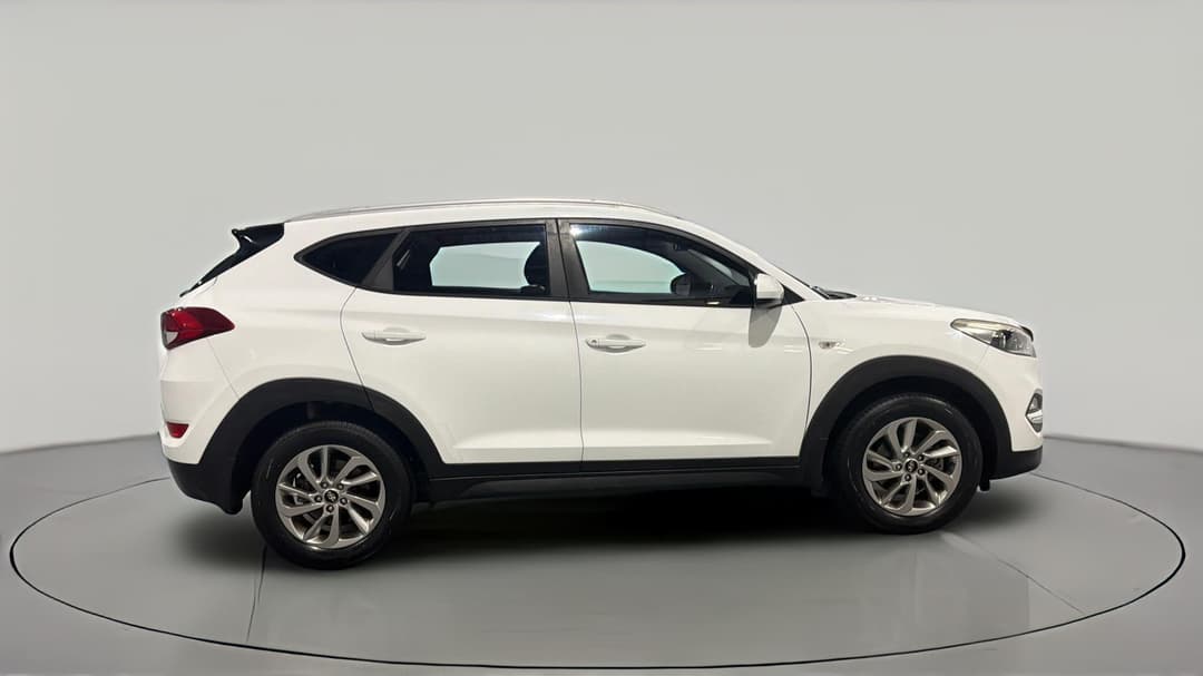 2017 Hyundai Tucson Active (FWD), Automatic, 91883 km, Right Side View