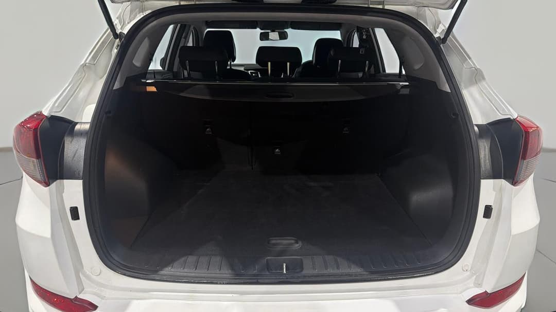 2017 Hyundai Tucson Active (FWD), Automatic, 91883 km, Boot Inside View