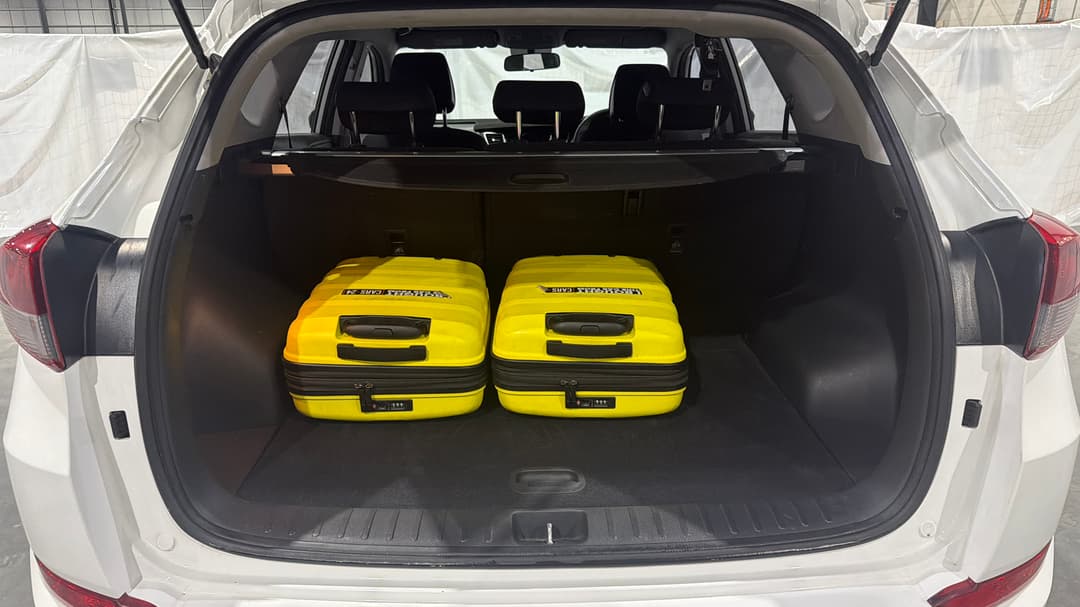 2017 Hyundai Tucson Active (FWD), Automatic, 91883 km, Boot Inside View with Luggage