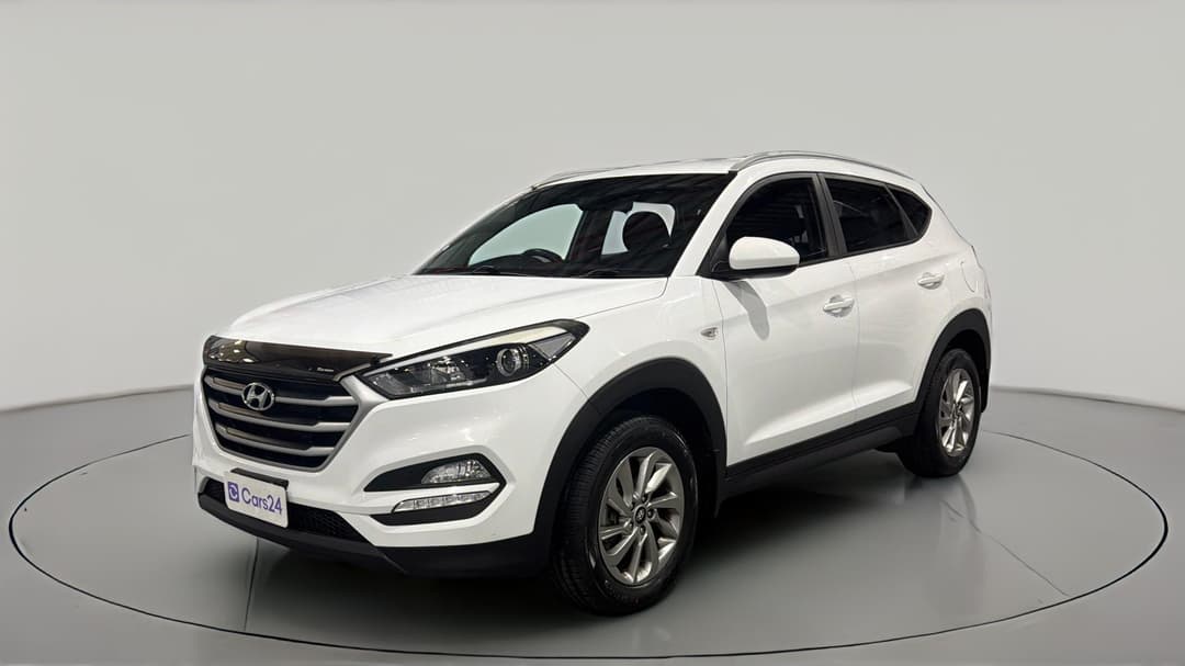 2017 Hyundai Tucson Active (FWD), Automatic, 91883 km, Left Front Diagonal (45- Degree) View