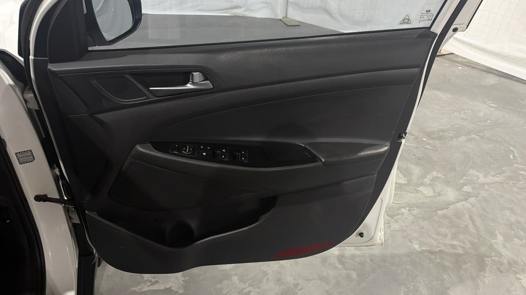 2017 Hyundai Tucson Active (FWD), Automatic, 91883 km, Speaker View