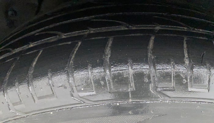 2018 Hyundai Creta SX PLUS AT 1.6 PETROL, Petrol, Automatic, 62,689 km, Right Rear Tyre Tread
