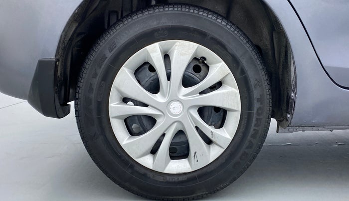 2012 Maruti Swift Dzire VXI, Petrol, Manual, 65,444 km, Right Rear Wheel