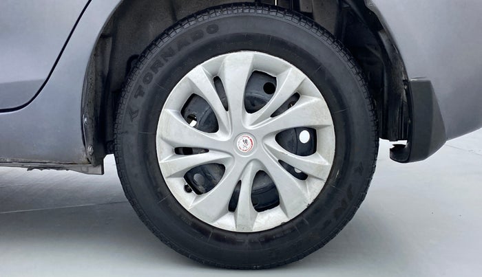 2012 Maruti Swift Dzire VXI, Petrol, Manual, 65,444 km, Left Rear Wheel