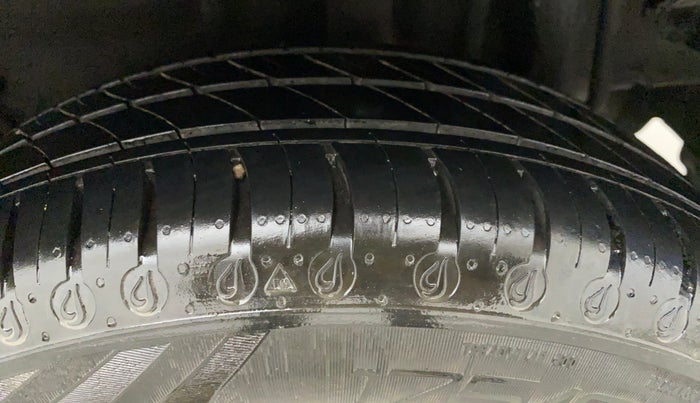 2021 Tata Tiago XT (O) PETROL, Petrol, Manual, 10,696 km, Left Rear Tyre Tread
